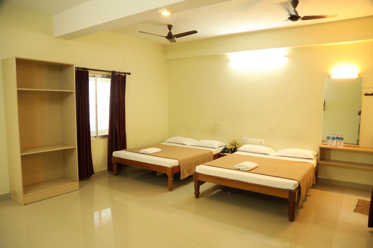 Ganesh Residency Pondicherry Exterior foto